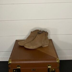 Sam Edelman size 10 ankle boots